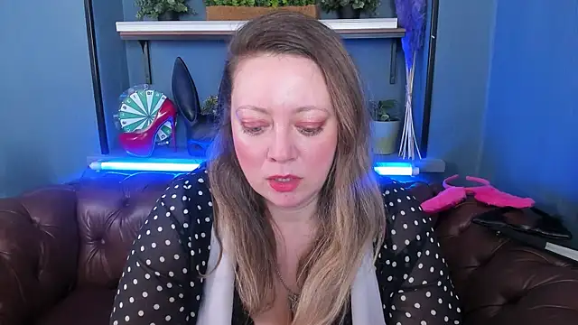 JesiaFoxi online show from 02-13-25, 12:21