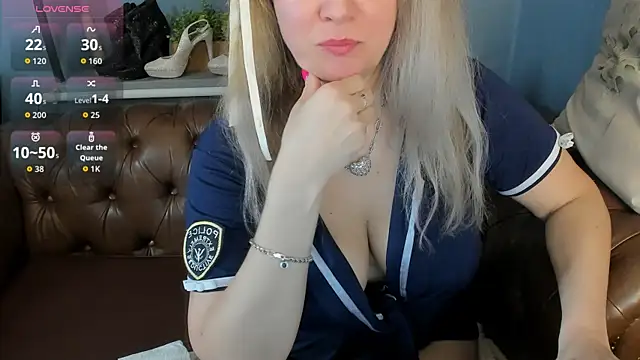 JesiaFoxi online show from 06-10-26, 10:47