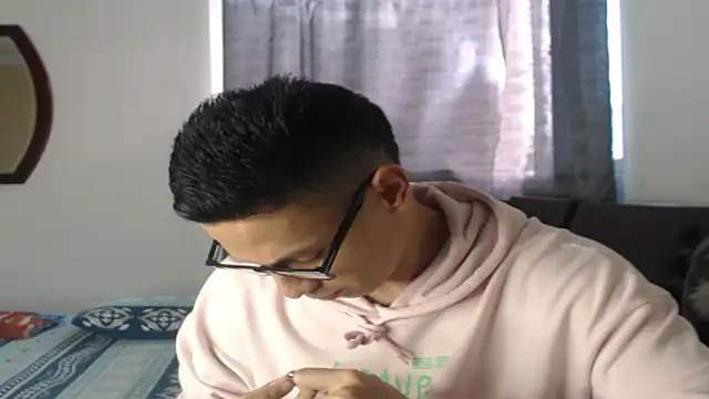 Tobicutee online show from 03-05-26, 05:31