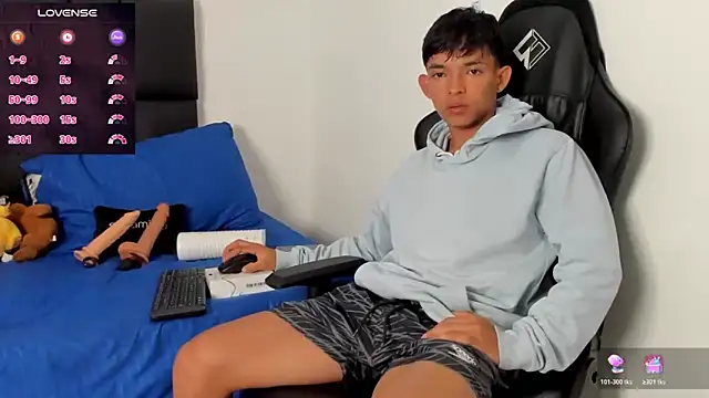 Tonny twink  online show from 02-01-26, 10:41