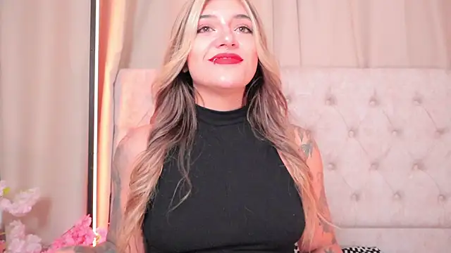 ashleyvalirya online show from 01-06-25, 06:58