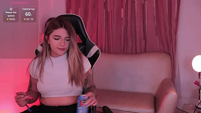 ashleyvalirya online show from 12-23-25, 03:59