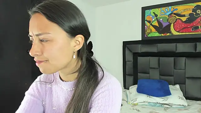 tatiana valencia online show from 02-24-25, 03:09