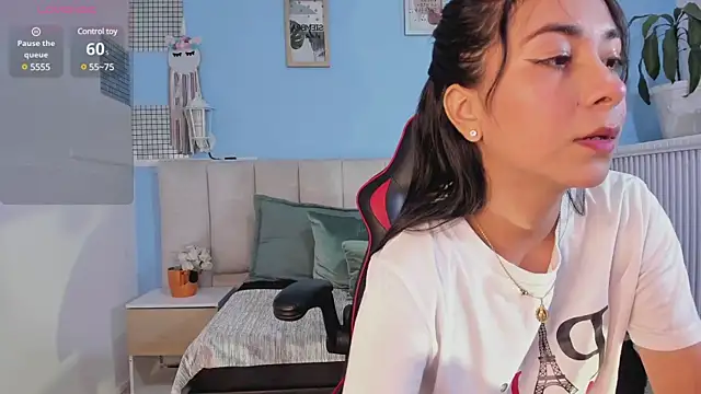 lyzzi smith01 online show from 12-30-24, 07:32