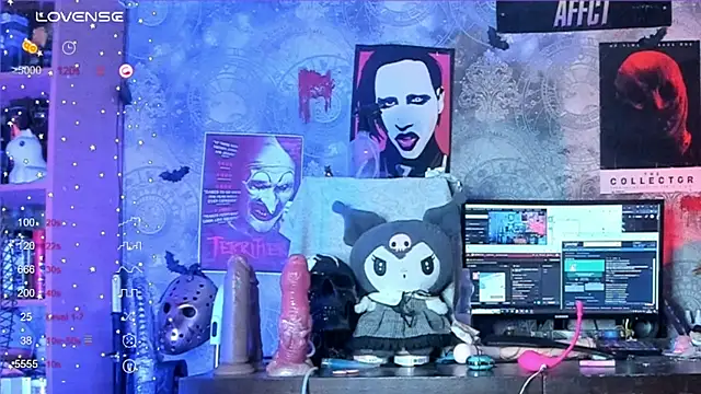 Snapshot of KuromiRacer_ chatting on 09-10-25, 12:21 KuromiRacer  online show from 09-10-25, 12:21