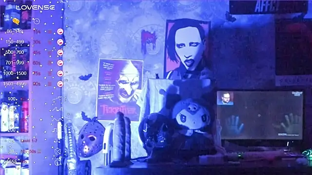 Snapshot of KuromiRacer_ chatting on 09-16-25, 04:02 KuromiRacer  online show from 09-16-25, 04:02