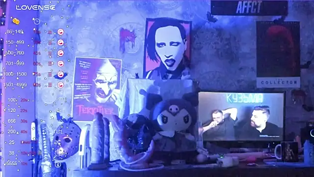 Snapshot of KuromiRacer_ chatting on 09-16-25, 04:08 KuromiRacer  online show from 09-16-25, 04:08