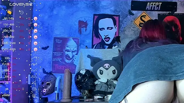 Snapshot of KuromiRacer_ chatting on 09-20-25, 01:23 KuromiRacer  online show from 09-20-25, 01:23