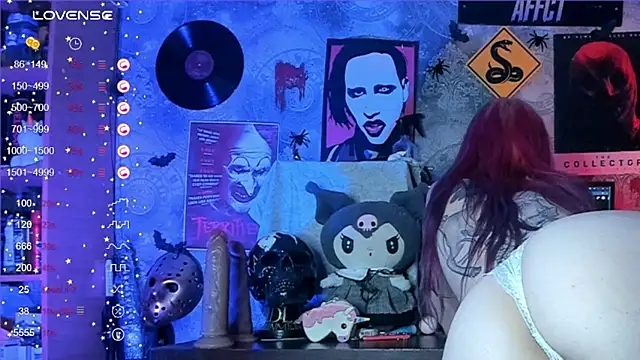 Snapshot of KuromiRacer_ chatting on 10-16-25, 09:16 KuromiRacer  online show from 10-16-25, 09:16