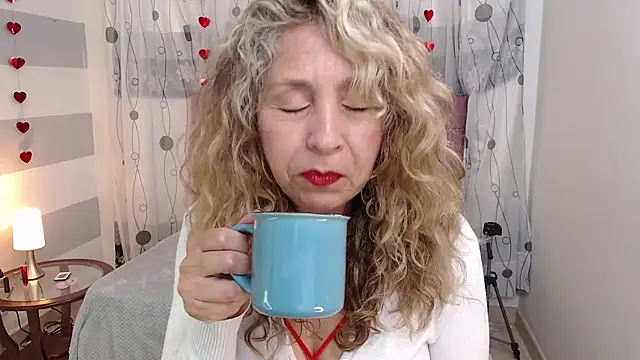 Afrodita sg online show from 03-03-25, 06:33