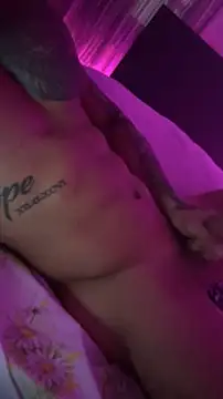 moody1996- online show from 12-25-24, 01:09