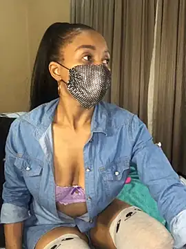 Snapshot of niccki3 chatting on 01-06-25, 10:58 niccki3 online show from 01-06-25, 10:58