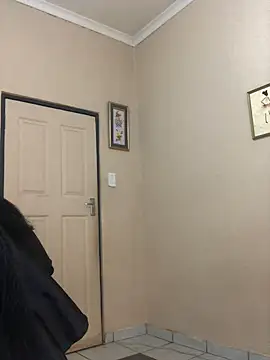 Snapshot of niccki3 chatting on 01-11-25, 04:36 niccki3 online show from 01-11-25, 04:36