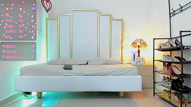 Snapshot of Abycollins chatting on 03-05-25, 10:54 Abycollins online show from 03-05-25, 10:54