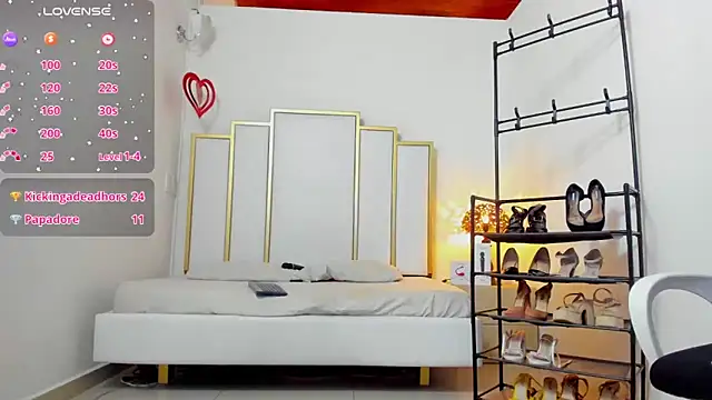 Snapshot of Abycollins chatting on 03-15-25, 01:52 Abycollins online show from 03-15-25, 01:52