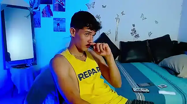 cristofer 988 online show from 03-12-25, 01:36