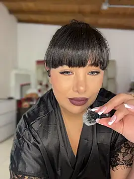 Alexa Miss online show from 11-10-25, 07:13