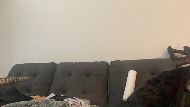 Snapshot of RavenRayyy chatting on 11-05-25, 04:07 RavenRayyy online show from 11-05-25, 04:07