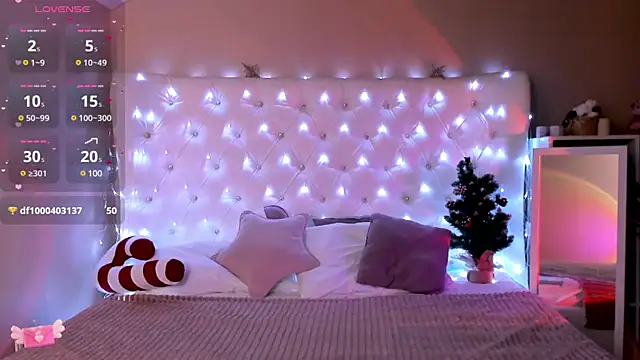 Mary uw online show from 01-11-25, 03:13