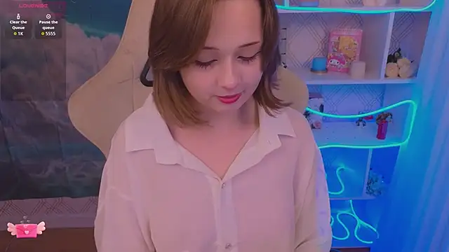 Snapshot of Mary_uw chatting on 11-22-25, 03:16 Mary uw online show from 11-22-25, 03:16