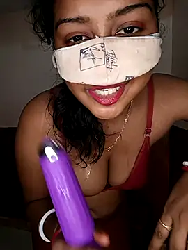 Snapshot of juhi06 chatting on 05-28-26, 10:34 juhi06 online show from 05-28-26, 10:34