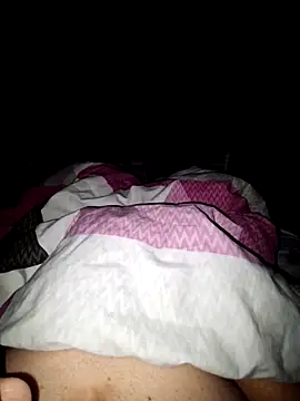 Snapshot of schlonzi81 chatting on 12-12-24, 10:09 schlonzi81 online show from 12-12-24, 10:09