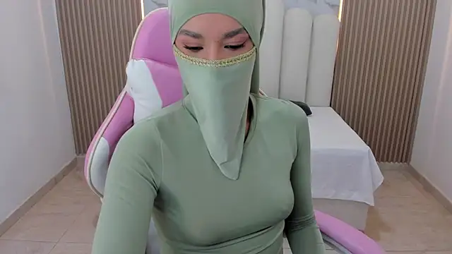 Hanaa latif online show from 01-17-25, 03:22