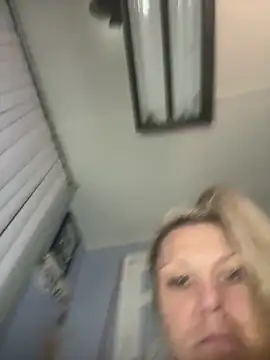 hotNReady6969 online show from 11-26-25, 08:04