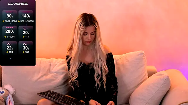 Kylie Benton online show from 09-18-25, 08:49