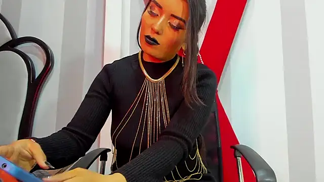 MeliizaQueen online show from 02-14-25, 07:12