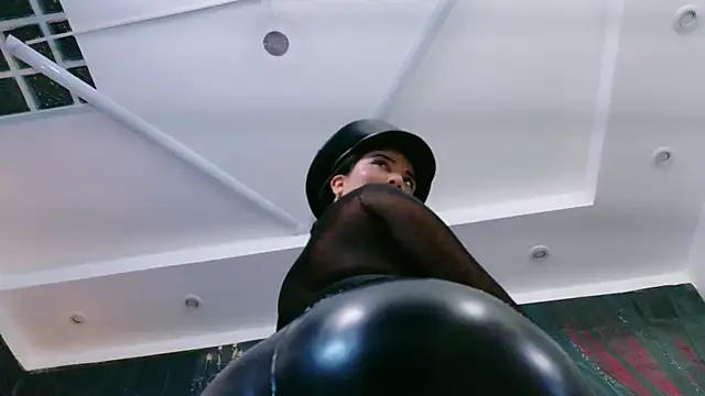 MeliizaQueen online show from 04-24-26, 01:35