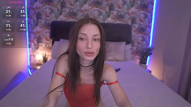 Alice Arwen online show from 04-13-26, 02:11