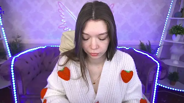 Snapshot of Cherry_Wipe chatting on 02-16-25, 06:54 Cherry Wipe online show from 02-16-25, 06:54