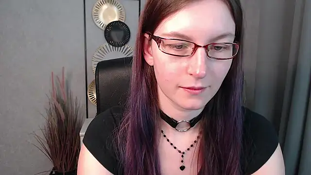 Snapshot of emmaxDelight chatting on 12-09-24, 12:40 emmaxDelight online show from 12-09-24, 12:40