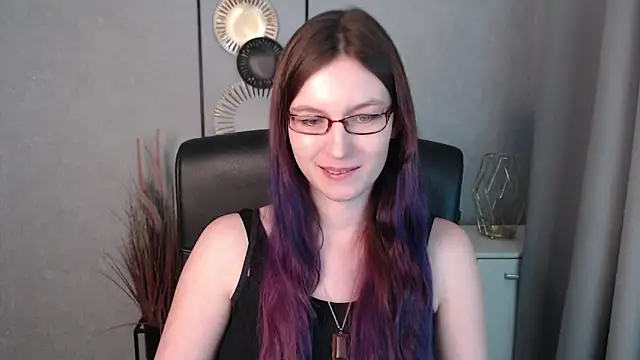 Snapshot of emmaxDelight chatting on 01-02-25, 10:16 emmaxDelight online show from 01-02-25, 10:16