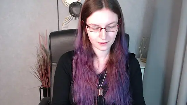 Snapshot of emmaxDelight chatting on 01-06-25, 12:46 emmaxDelight online show from 01-06-25, 12:46