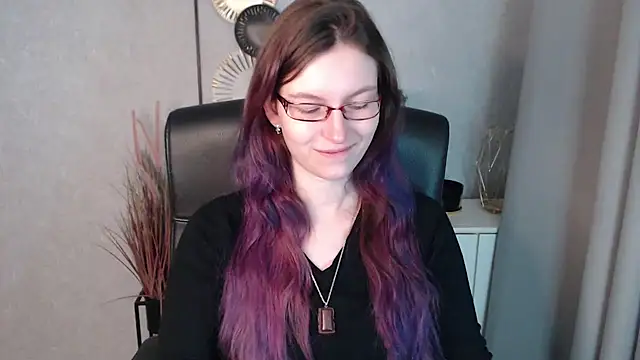 Snapshot of emmaxDelight chatting on 01-07-25, 06:38 emmaxDelight online show from 01-07-25, 06:38