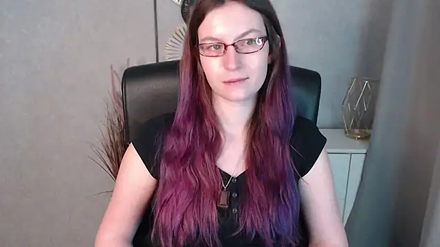 Snapshot of emmaxDelight chatting on 01-13-25, 06:38 emmaxDelight online show from 01-13-25, 06:38