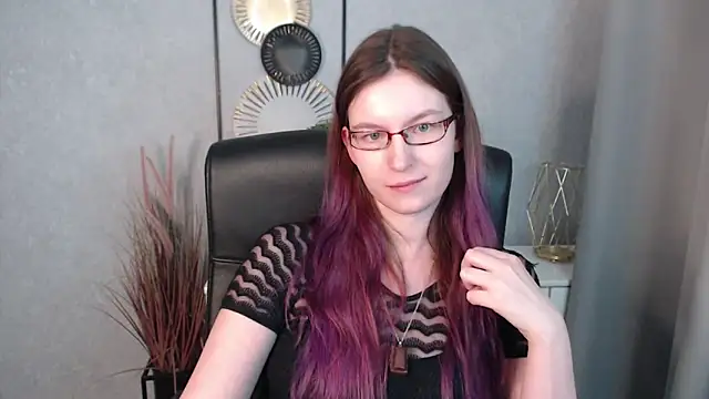 Snapshot of emmaxDelight chatting on 01-15-25, 12:36 emmaxDelight online show from 01-15-25, 12:36