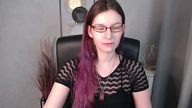 Snapshot of emmaxDelight chatting on 01-16-25, 06:35 emmaxDelight online show from 01-16-25, 06:35