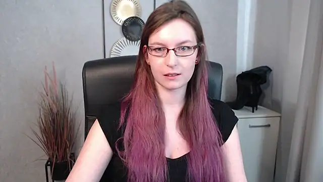 Snapshot of emmaxDelight chatting on 03-07-25, 01:18 emmaxDelight online show from 03-07-25, 01:18