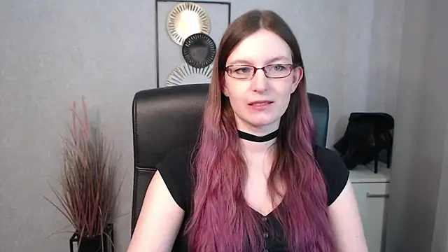 Snapshot of emmaxDelight chatting on 03-21-25, 10:17 emmaxDelight online show from 03-21-25, 10:17