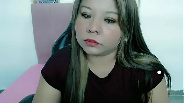 Snapshot of victoria_love89 chatting on 01-22-25, 02:26 victoria love89 online show from 01-22-25, 02:26