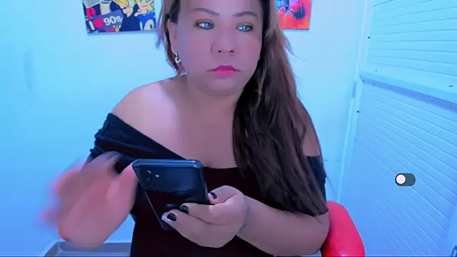 victoria love89 online show from 12-20-25, 03:46