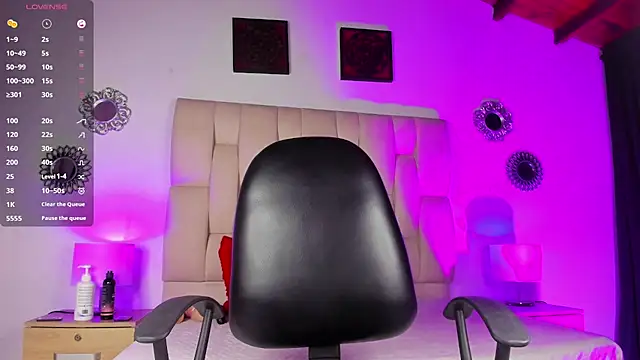 Snapshot of Mia_ross16 chatting on 01-08-25, 07:24 Mia ross16 online show from 01-08-25, 07:24