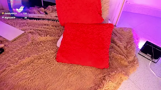 Snapshot of Mia_ross16 chatting on 03-19-25, 09:58 Mia ross16 online show from 03-19-25, 09:58