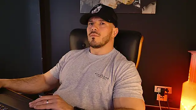 AngeloEric online show from 04-22-26, 10:50