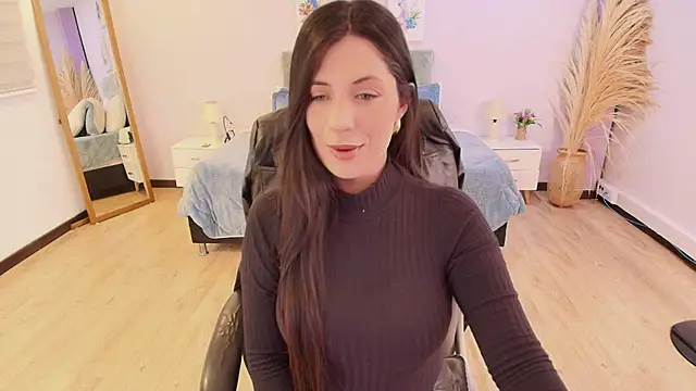 Emma Brown 0 online show from 07-13-26, 11:24