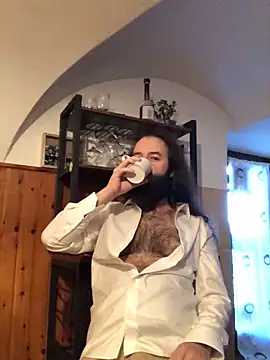 Snapshot of lostile8 chatting on 12-05-24, 02:44 lostile8 online show from 12-05-24, 02:44