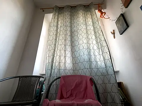 Snapshot of lostile8 chatting on 09-14-25, 02:49 lostile8 online show from 09-14-25, 02:49